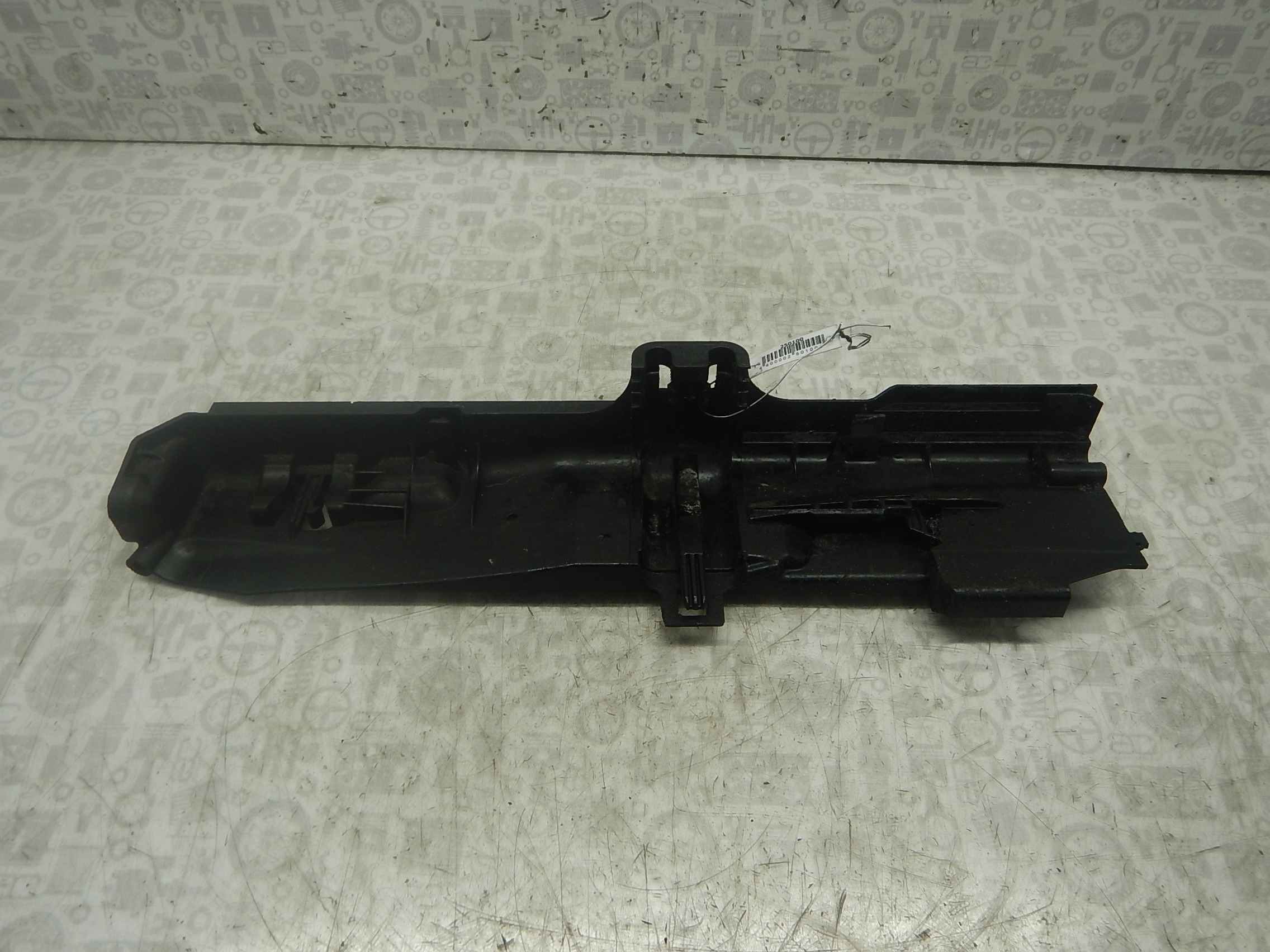 Накладка декоративная (на рамку радиатора) BMW 3-Series (E90/E91/E92/E93) (2004-2013)